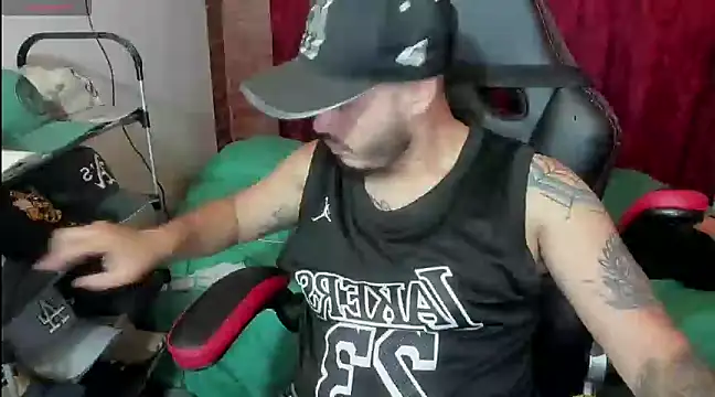 Snapshot of ragnar_lothbrok777 chatting on 5, 3, 2025 ragnar lothbrok777 online show from 5, 3, 2025