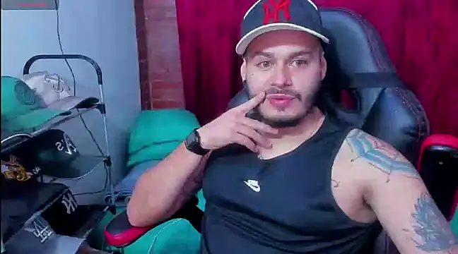 Snapshot of ragnar_lothbrok777 chatting on 7, 3, 2025 ragnar lothbrok777 online show from 7, 3, 2025