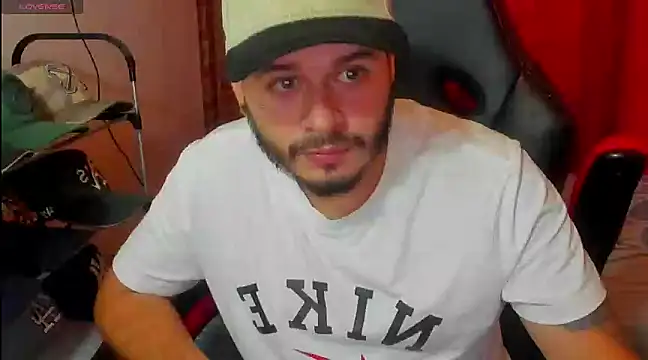 Snapshot of ragnar_lothbrok777 chatting on 10, 3, 2025 ragnar lothbrok777 online show from 10, 3, 2025