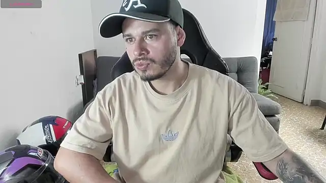 Snapshot of ragnar_lothbrok777 chatting on 13, 9, 2025 ragnar lothbrok777 online show from 13, 9, 2025