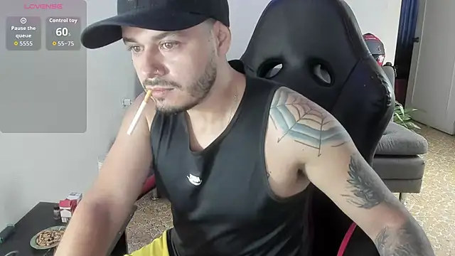 Snapshot of ragnar_lothbrok777 chatting on 7, 10, 2025 ragnar lothbrok777 online show from 7, 10, 2025