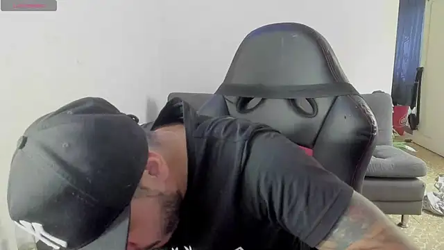 Snapshot of ragnar_lothbrok777 chatting on 21, 10, 2025 ragnar lothbrok777 online show from 21, 10, 2025