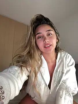 Hornyholly   online show from 22, 3, 2026