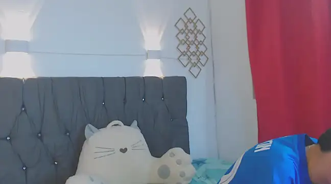 Isak Millan online show from 12, 2, 2025