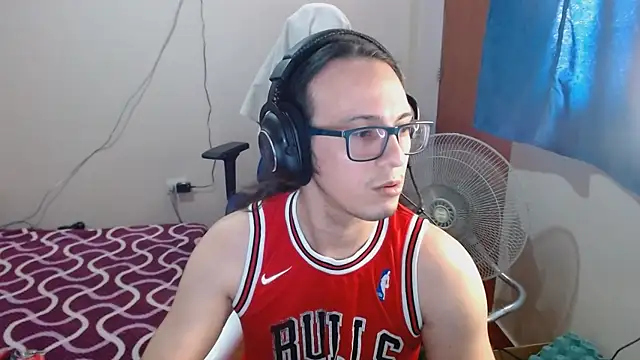 cholitohermoso online show from 15, 2, 2025