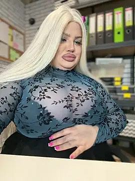 Snapshot of Eliaden chatting on 11, 3, 2026 Eliaden online show from 11, 3, 2026