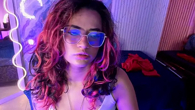kristen tay online show from 28, 4, 2026