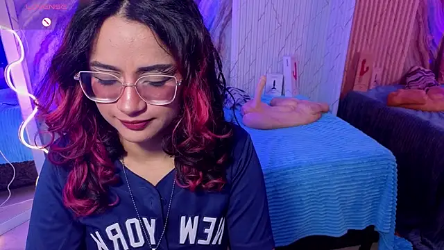 kristen tay online show from 14, 5, 2026
