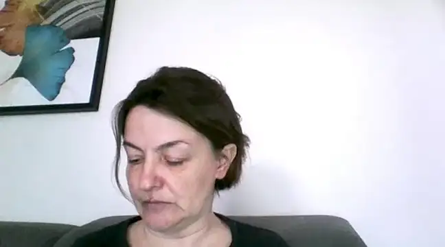 Snapshot of EleanoraMILF chatting on 24, 2, 2025 EleanoraMILF online show from 24, 2, 2025