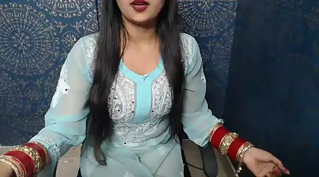 Snapshot of megancatluna chatting on 6, 3, 2025 megancatluna online show from 6, 3, 2025