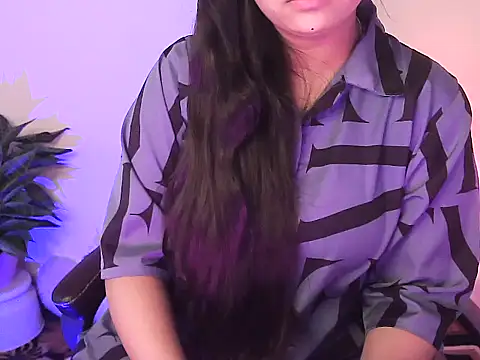 Snapshot of megancatluna chatting on 16, 12, 2025 megancatluna online show from 16, 12, 2025