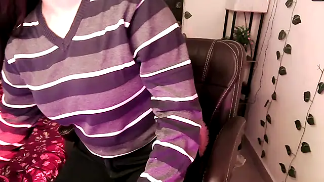 Snapshot of megancatluna chatting on 8, 1, 2026 megancatluna online show from 8, 1, 2026