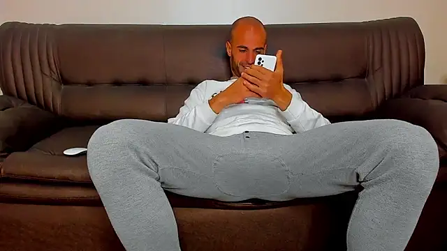 sexyhotmusclesforyou1 online show from 20, 2, 2026