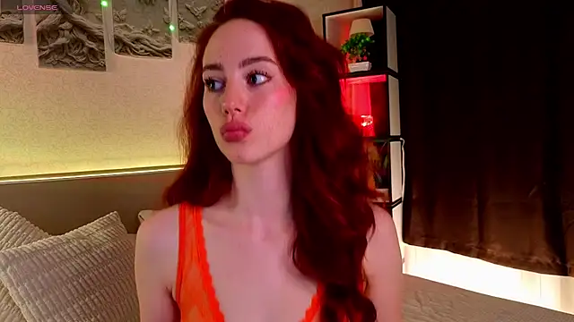 StacyWatts online show from 28, 7, 2026