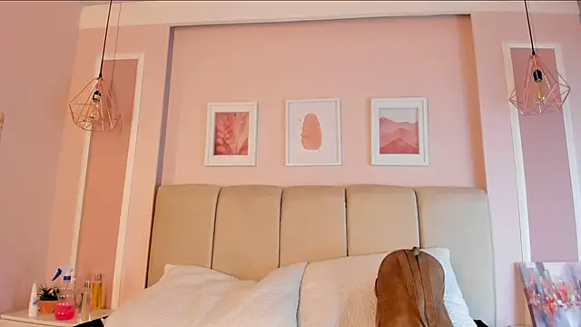 Annie rhoades online show from 12, 3, 2026