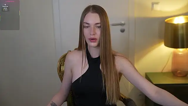 Layla Sweet  online show from 2, 2, 2026