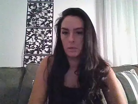 Snapshot of Layla_Gilf_Mae chatting on 20, 3, 2025 Layla Gilf Mae online show from 20, 3, 2025