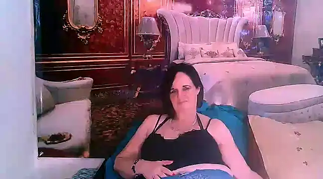 Snapshot of LuciousGrace chatting on 1, 3, 2025 LuciousGrace online show from 1, 3, 2025
