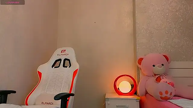 Demonic Angel  online show from 8, 7, 2026