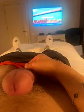 Mamijordi online show from 8, 10, 2025