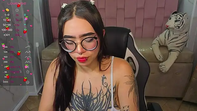 Snapshot of Anni_acker_b chatting on 26, 11, 2025 Anni acker b online show from 26, 11, 2025