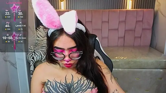 Snapshot of Anni_acker_b chatting on 28, 11, 2025 Anni acker b online show from 28, 11, 2025