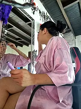 Snapshot of JanickBaker chatting on 13, 10, 2025 JanickBaker online show from 13, 10, 2025