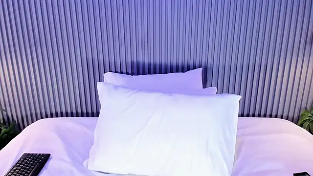 GabyFosterr online show from 28, 9, 2025