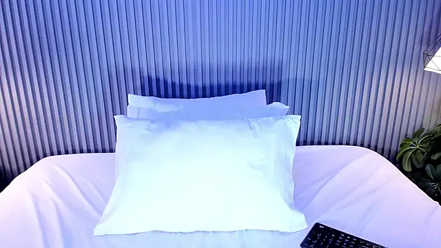 GabyFosterr online show from 2, 10, 2025