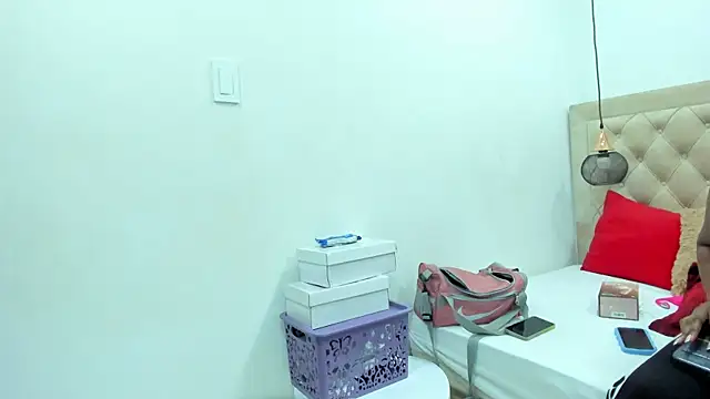 Snapshot of KimberlyBigBoobs chatting on 20, 12, 2025 KimberlyBigBoobs online show from 20, 12, 2025