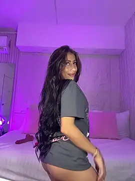 MelanieHillss online show from 13, 3, 2025