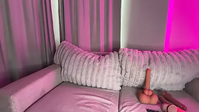 meggsworld online show from 28, 6, 2026