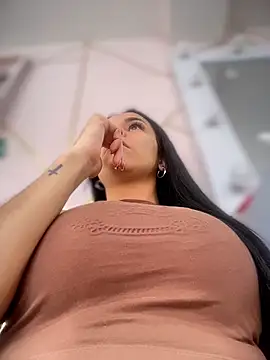 Naatalia online show from 14, 1, 2026