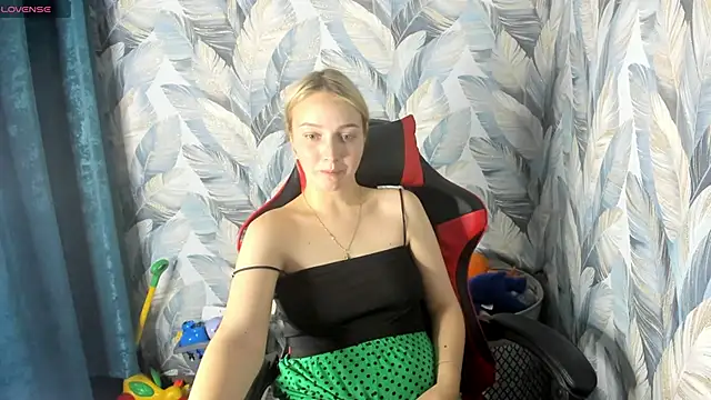 stella leex online show from 4, 11, 2025