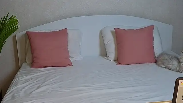 Snapshot of VictoriaPass chatting on 17, 9, 2025 VictoriaPass online show from 17, 9, 2025