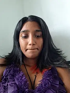 indianpink lips online show from 10, 3, 2025