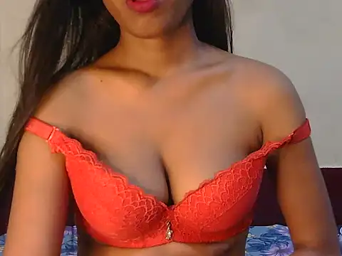 Riyaa Kaur online show from 28, 4, 2026