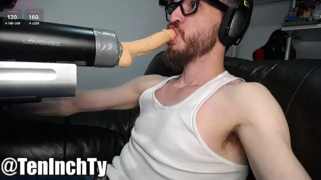 Snapshot of teninchty chatting on 28, 7, 2026 teninchty online show from 28, 7, 2026