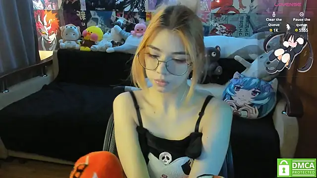 Snapshot of YumikoMori chatting on 21, 2, 2025 YumikoMori online show from 21, 2, 2025