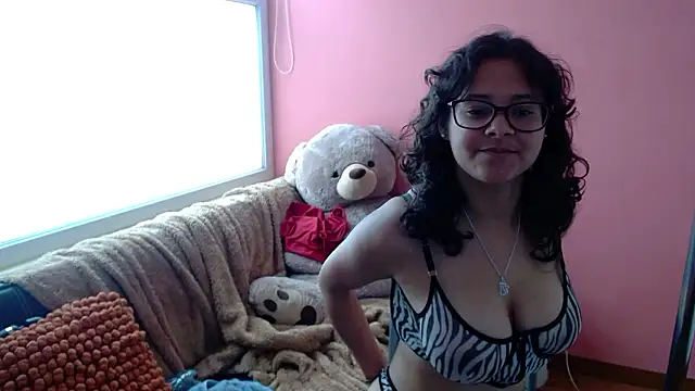 Snapshot of morahaze chatting on 2, 12, 2024 morahaze online show from 2, 12, 2024