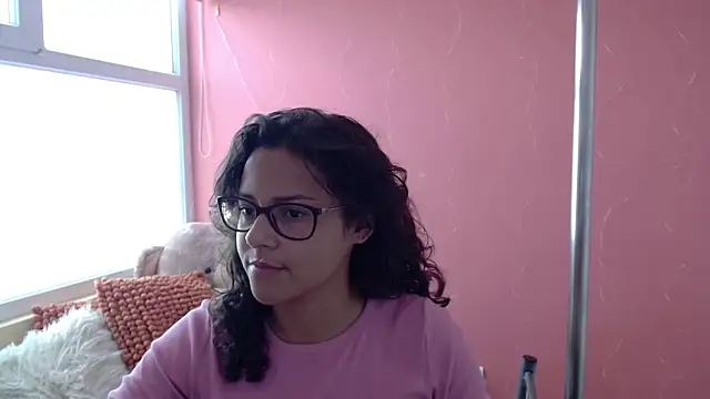 Snapshot of morahaze chatting on 9, 1, 2025 morahaze online show from 9, 1, 2025