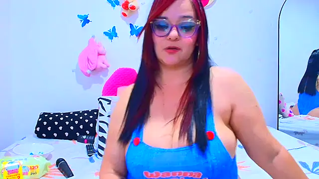 Snapshot of Veronica_Milf1 chatting on 13, 3, 2025 Veronica Milf1 online show from 13, 3, 2025