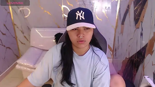 Snapshot of melany_rouse18 chatting on 25, 9, 2025 melany rouse18 online show from 25, 9, 2025