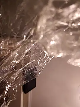 Loly2025 online show from 15, 2, 2025