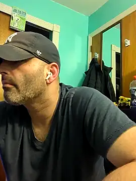 Novabear6996 online show from 4, 3, 2025