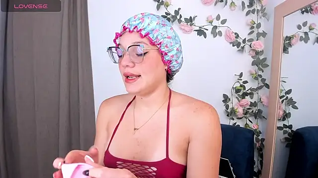 Baby Asshley online show from 5, 10, 2025