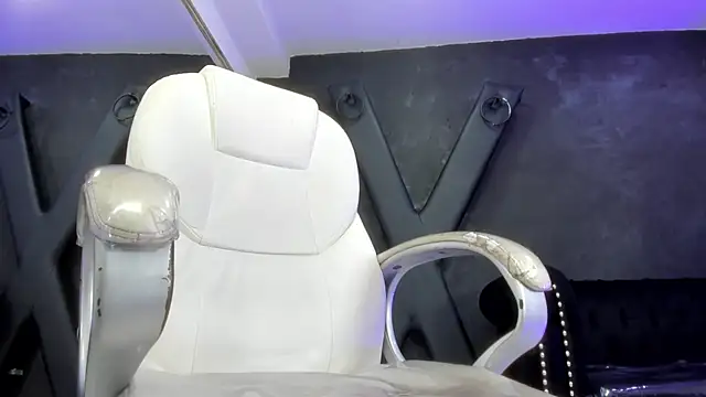 JacobRoberts1 online show from 6, 3, 2025