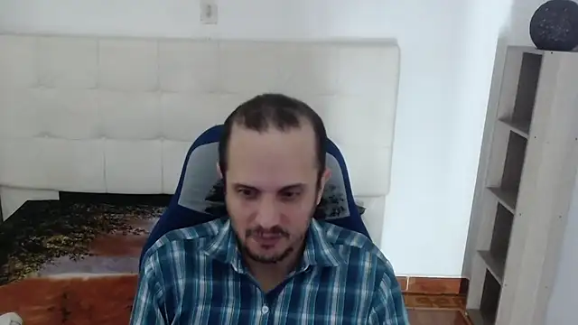 JhonTorres018 online show from 21, 11, 2025