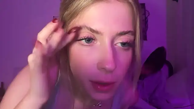 sinfulblonde1 online show from 20, 3, 2025