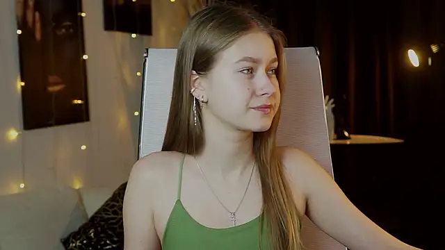 Snapshot of EveMundie chatting on 17, 1, 2026 EveMundie online show from 17, 1, 2026